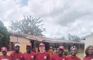 Ibadan Mega Voice dustributes 1,000 free exercise books to public schools