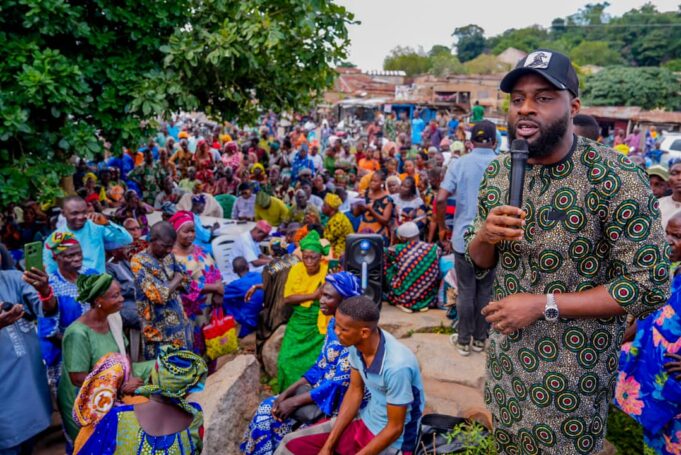 Oyo Speaker leads successful PDP reconciliation in Eruwa