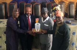 CREATOR: gd-jpeg v1.0 (using IJG JPEG v80), quality = 82?