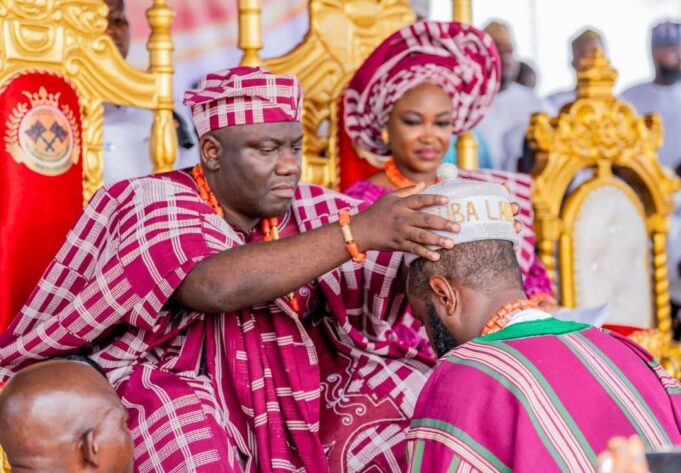 Group congratulates Alaafin on Seyi Tinubu, Yari’s installation