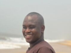 Strategic communication in security: Informing without alarming