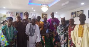 Impeachment: Oba Ajibola calls for calm, assures peace move on between Makinde, Olubadan