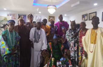 Impeachment: Oba Ajibola calls for calm, assures peace move on between Makinde, Olubadan