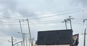 Oriire: Protesters block Iwo road, demand swift rescue of pupils, teachers, observe prayer on main road