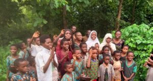 APC National Chairman commends FG, security agencies over release of abducted Oriire pupils, teachers