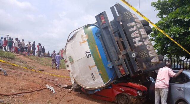 How truck’s brake failure led to death of five, four vehicles crushed in Ibadan